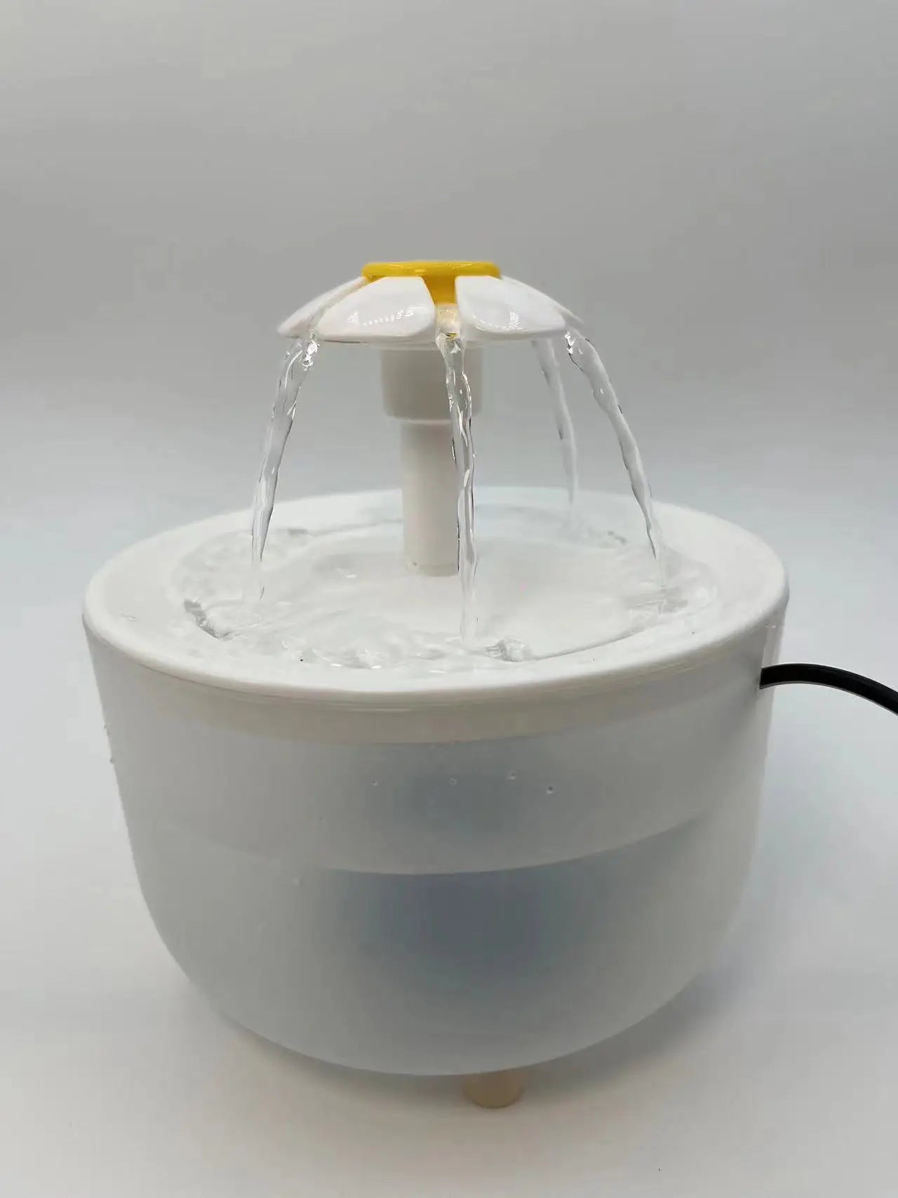 Elevate Your Pet's Hydration with the 1.2L Automatic Cat Water Fountain - Quiet, Efficient, and Easy to Use!